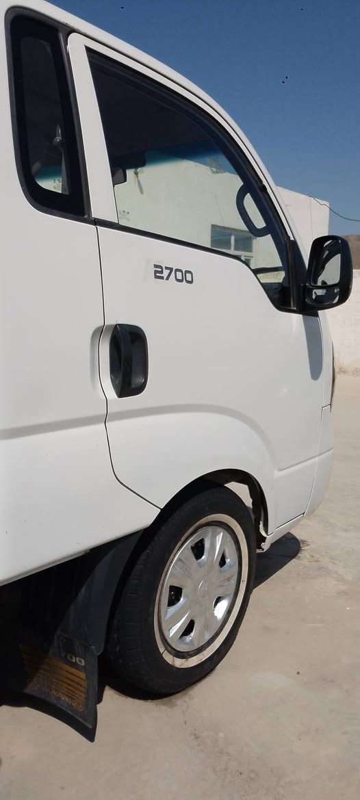 للبيع كيا حمل 2017 رقم مثنى سنويه جديده سياره مكفوله كفاله عامه سياره جديده مكان ديوانيه 
السعر 115 بيه مجال .... للاستفسار الاتصال بالرقم ***********
