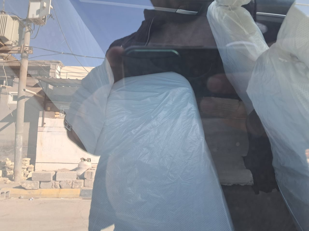 سلام عليكم النتره 20 بيه 3 قطع كير ايتي مكينه الفين دوش مكفوله من جميع نواحي معروضه 120 وبيه مجال ***********
