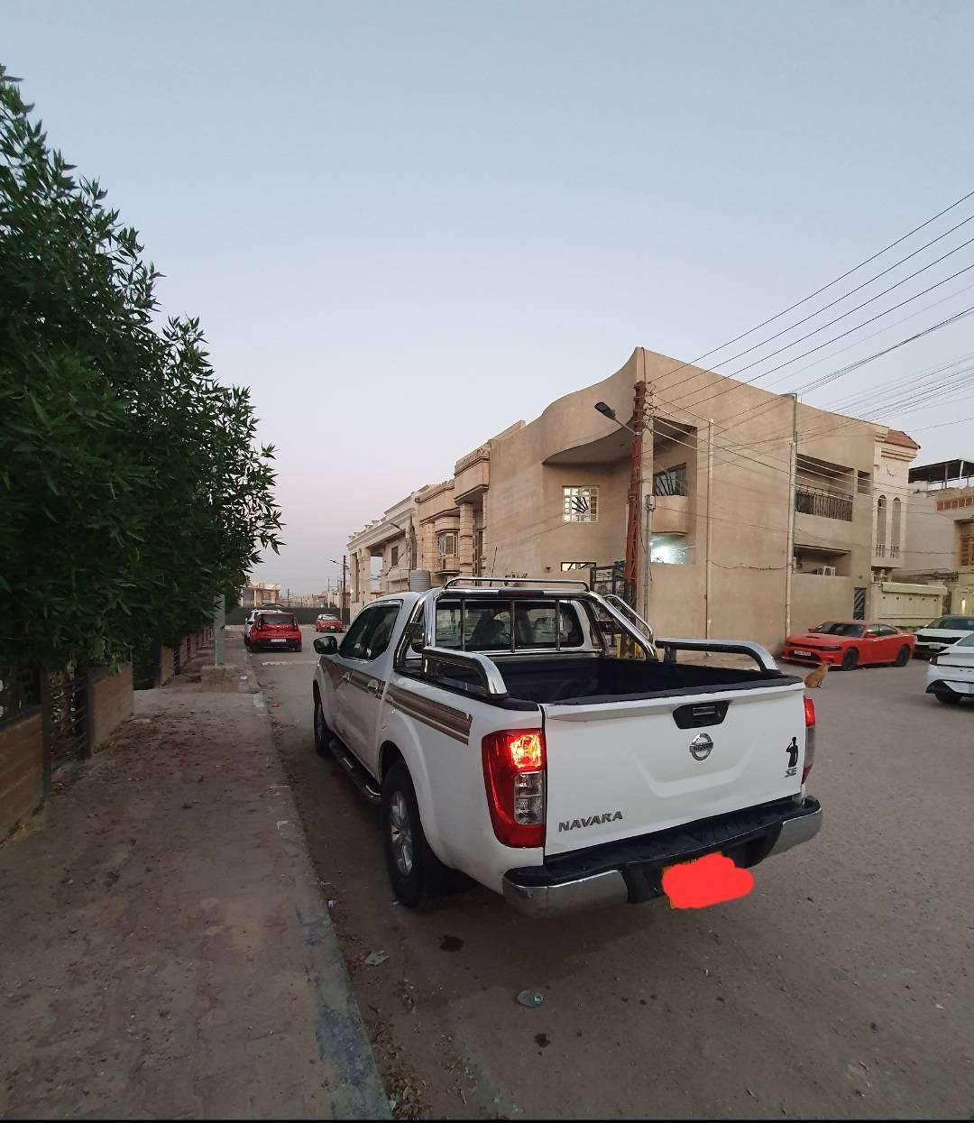 نيسان نيفارا ٢٠١٦ نفخ العالي للبيع بحالة ممتازة رقمها اربيل محرك وكير مكفولات من الفتح وبحالة كمتازة على شرط الفحص الجسد بيه رشة صبغ صغير قرب البك لايت سعر السيارة   ١٥٠ مكانها بصرة - تحسينية
للاستفسار الاتصال على الرقم    ***********
