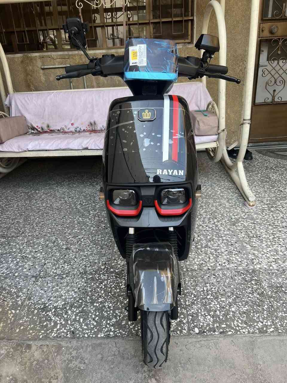السلام عليكم
دراجه شحن ريان صارلها شهر عدي جديده لوك مطالع بيها بيها يمكن ست مرات من بيتنه لدوام امانت الله اريد ابيعها لىن اخذت سياره ف بعد مطلعت بيها جديده شخط بكد الابره مابيها جديده بمعنه الكلمه السعر850 الف وصلها موجود والتاريخ الي مشتريها موجود واحله من الصور اب الف قاط عنواني  البياع حي  الرساله الثالثه قرب شارع الضغط ***********
