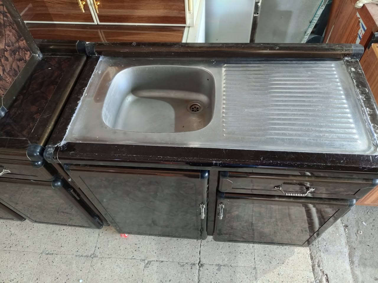 مستعد لشراء الكاونترات.
كاونتر المنيوم شغل ثقيل ونظيف السعر 225 الف قفل .ارضي قياسه 185 سم والملحق قياسه 150 سم والسنك قياسه 110 سم .العنوان قادسيه 2 قرب جامع ذياب العراقي
***********
***********
يحتوي واتساب ويوجد خدمة توصيل
