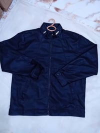 قميص جلد • جلد