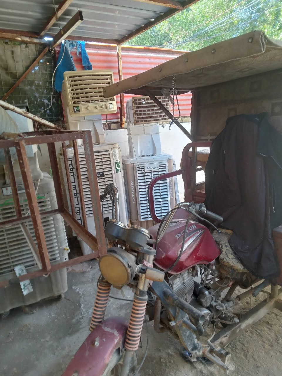 سلام عليكم ستوته دايون 2020للبيع مكاني بغداد ابودشير كلهه شغاله كهرباء شغاله ستوته مال شغل خير من الله كلهه شغاله عوزه ترتيب قليل مكاني دوره ابودشير سعره 750 وبيه مجال للشراي يجي خالص هاذه رقمي ***********
