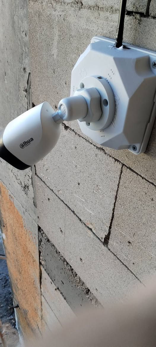 تم وبعون الله تنصيب منظومة كامرات من شركة دهوا العالمية صثلاث كامرات وملحقاتها ولله الحمد


**إذا كنت صاحب هذا الإعلان وتريد حذفه لأي سبب، رجاءا أرسل رسالة إلى الدعم الفني**