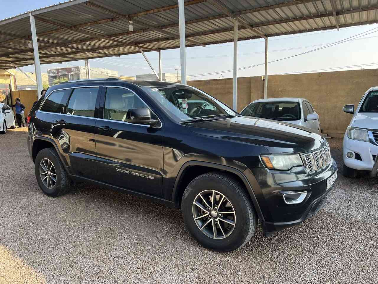 بسم الله ماشاء الله 
معرض الاصدقاء المركزي
لتجارة السيارات الحديثة 

جيب لاريدو 
رقم أربيل 
2017
ضررها جاملغ امامي
السعر 210وبيها  مجال 

للاستفسار الاتصال على الأرقام التالية 
***********
0751 323 1957
📍الصقلاوية مجاور محطة تعبئة وقود الصقلاوية الحكوميه
