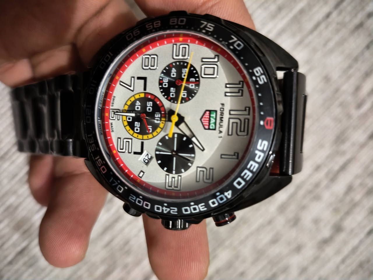 وزنها طنين😱
(مـــزاد يبدي من 20ألف) أقل رفعة 10 (لمدة ساعتين) 
ساعة ماركة تاك هوير لون مميز 
ساعة مختمة سناتر شغالة تاريخ شغال وزن ثقيل


**إذا كنت صاحب هذا الإعلان وتريد حذفه لأي سبب، رجاءا أرسل رسالة إلى الدعم الفني**