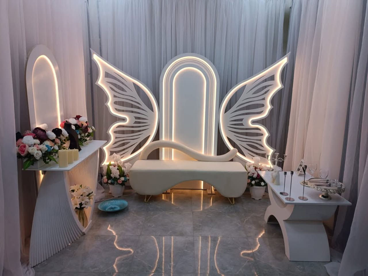 من عملنا للحجز والاستفسار خاص أو الاتصال ***********
