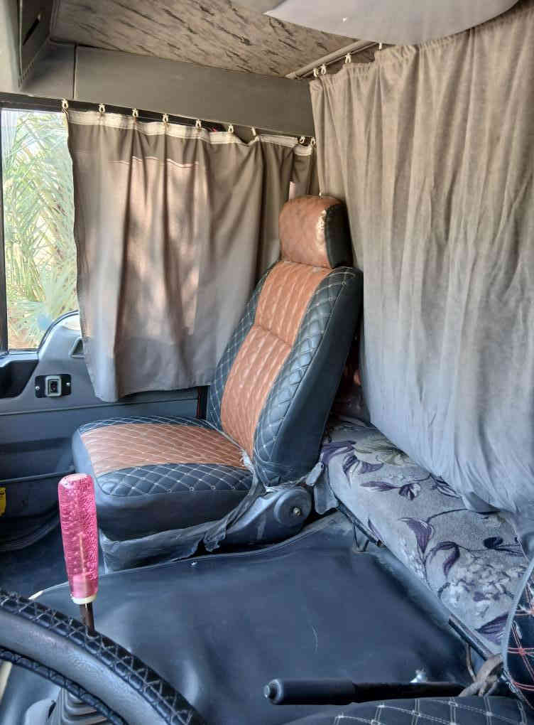 سلام عليكم هينو لبيع طيره سته وربع بلادي مكينه 70عادي لا صرف ولا تبخير سياره جاهزه كبل لعمل رقم ***********
