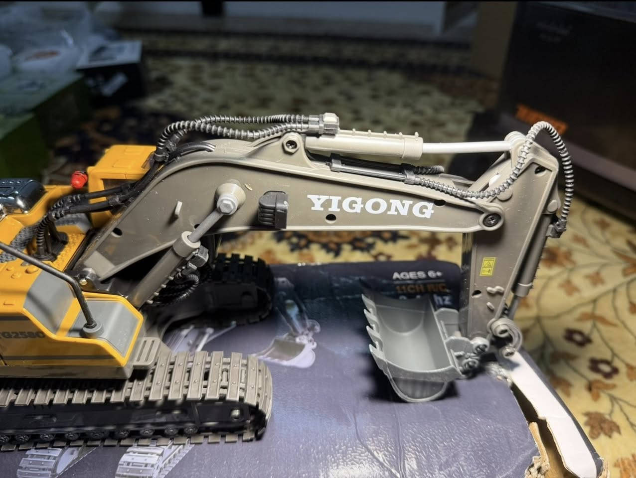 متوفر حفارة RC  جديدة لوك كبس شركة كامل ملحقات ريمونت تحكم كشر حديد وباقي التفاصيل موضحة بالصور على اول تم 35 الف شامل التوصيل


**إذا كنت صاحب هذا الإعلان وتريد حذفه لأي سبب، رجاءا أرسل رسالة إلى الدعم الفني**