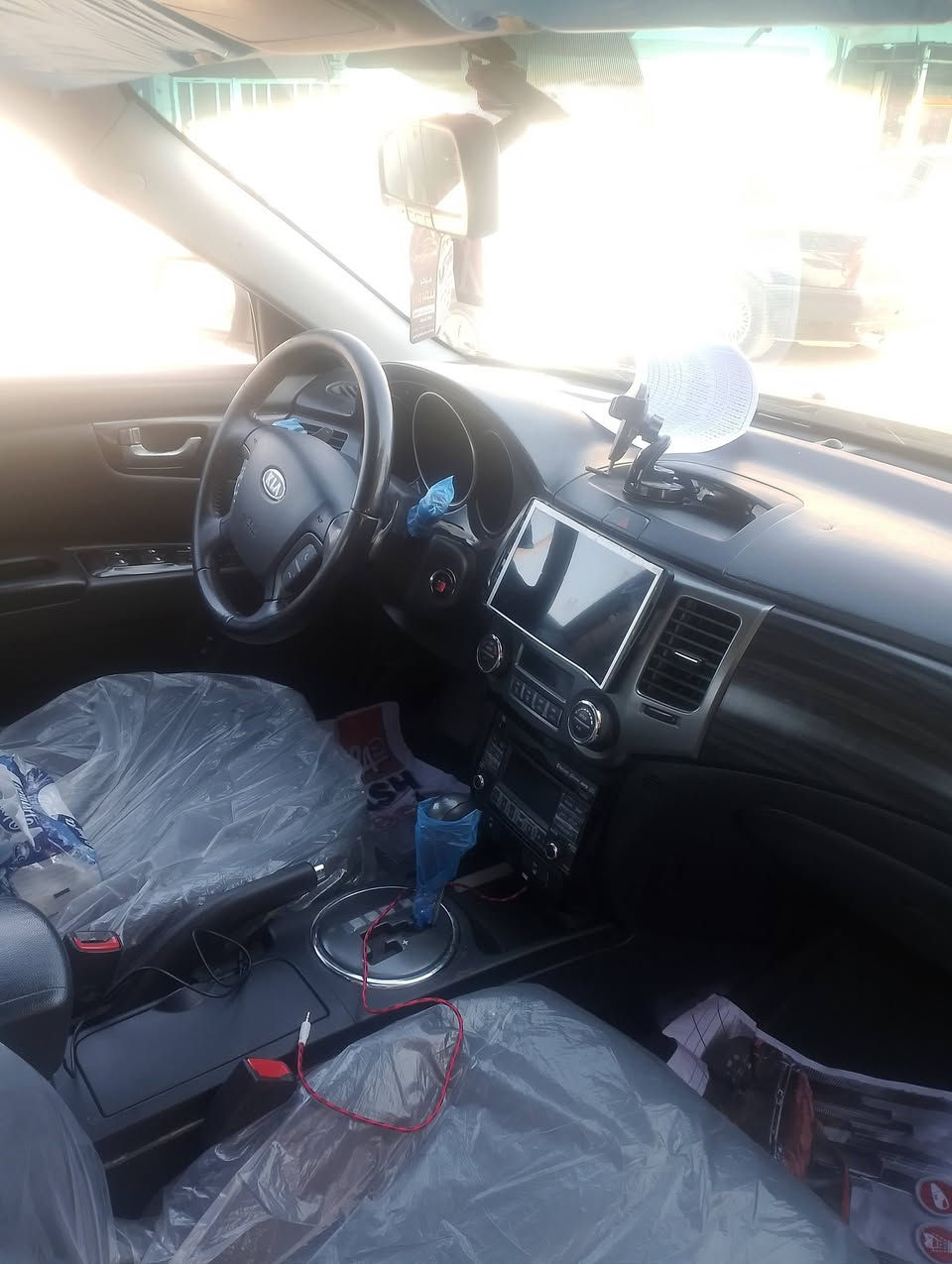 البيع اومراوس ادوات  كصه جنطه متومه كامله كيا اوبتيما مديل 10 محرك 2000 بانزين دوش سياره  فول كشن كهربائي هيتر كشن شفتات تبريد ثلج حدادي جديده كامل مكان سياره بصره سعرها 50 بيه مجال ***********
