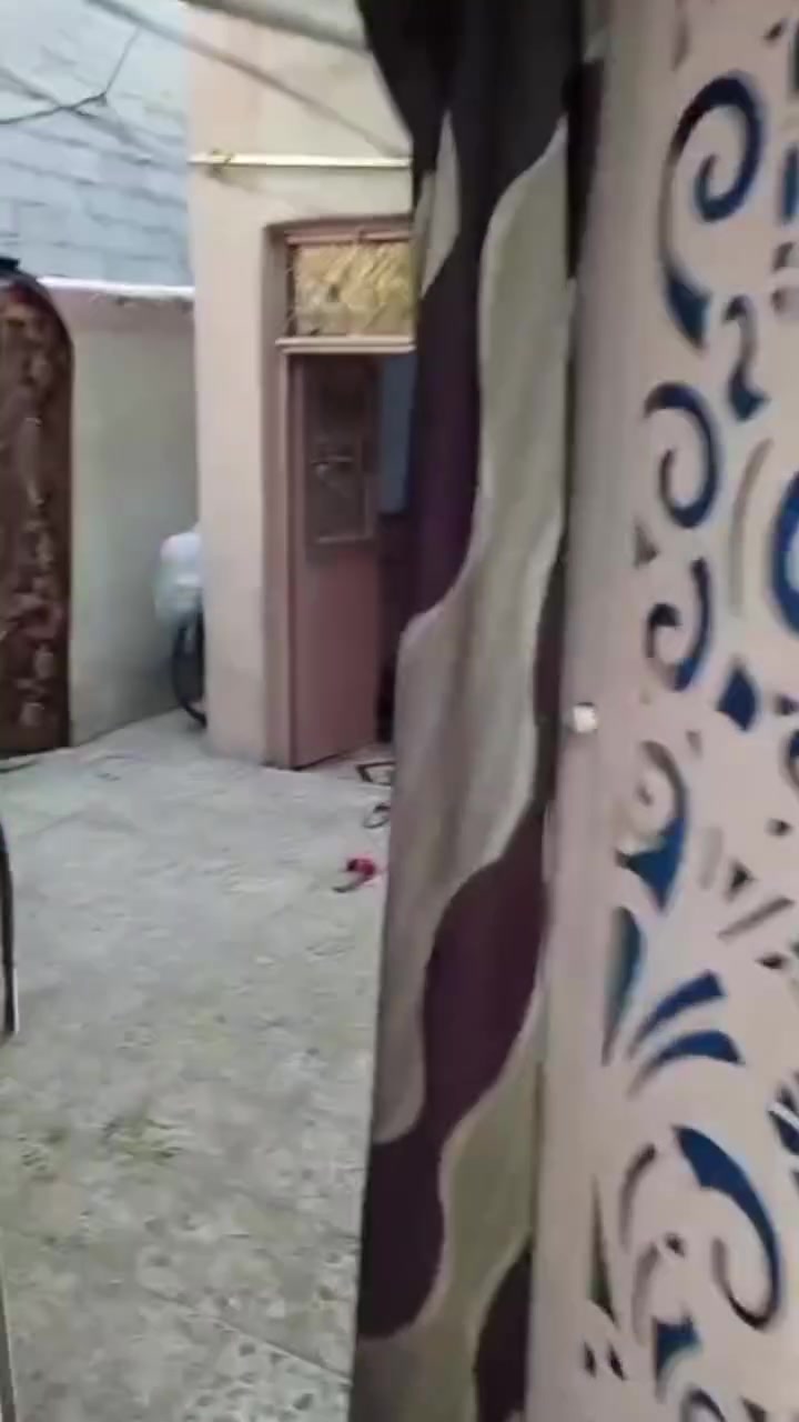 دارللبيع 120م طابقين غرفتين فوك وغرفه وصاله وستقبال وطارمه وصحيات كاشي الارضيه والجدران سيرميك بيت نظيف ومرتب
عنوان،حي الانصارالجهه اليسرى الي مقابل القدس خلف الشارع المقابل الحرفين سعرالبيت
مناسب ورخيص سعر 114وبي مجال
مكتب أميرحي القدس***********
