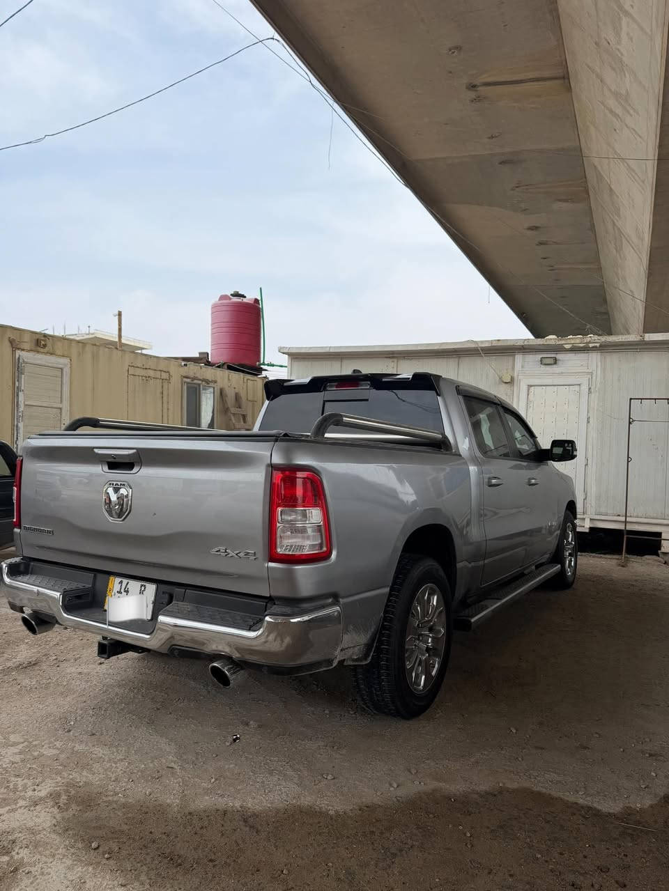 رام موديل 2022
مواصفات بگهورن 
حساس امامي خلفي
فور ويل
شاشة العينة جبيرة
كار بلاي
نظام ايتورك
تدفئة كشنات وستيرن
غلاف البدي كامل قطعه وحده

حادث چاملغ وبنيد البنيد نفسه مامبدل
سيارة جاهزه على اخر حبه استخدام شخصي لا تحميل ولا مواقع ماشيه قليل صيانه كامله سيارة مابيها اي نقص باسمي رقم جديد سنوية مجددة تحويل مباشر المكان بصره جسر خالد باقي التفاصيل اتصل على الرقم
***********
