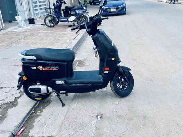 دراجه شحن ريان 2025
6 بطاريات ونلي نظيفه كلش 
تمشي 60 كيلو 
3 سرع 
معروفه بعد الريان دولار السوك ومعروفه مواصفاتها 
تعال وشوف بعينك لتعامل بدون متشوف الدراجه 
سعرها 690 
مكاني اليرموك 
رقمي ***********
