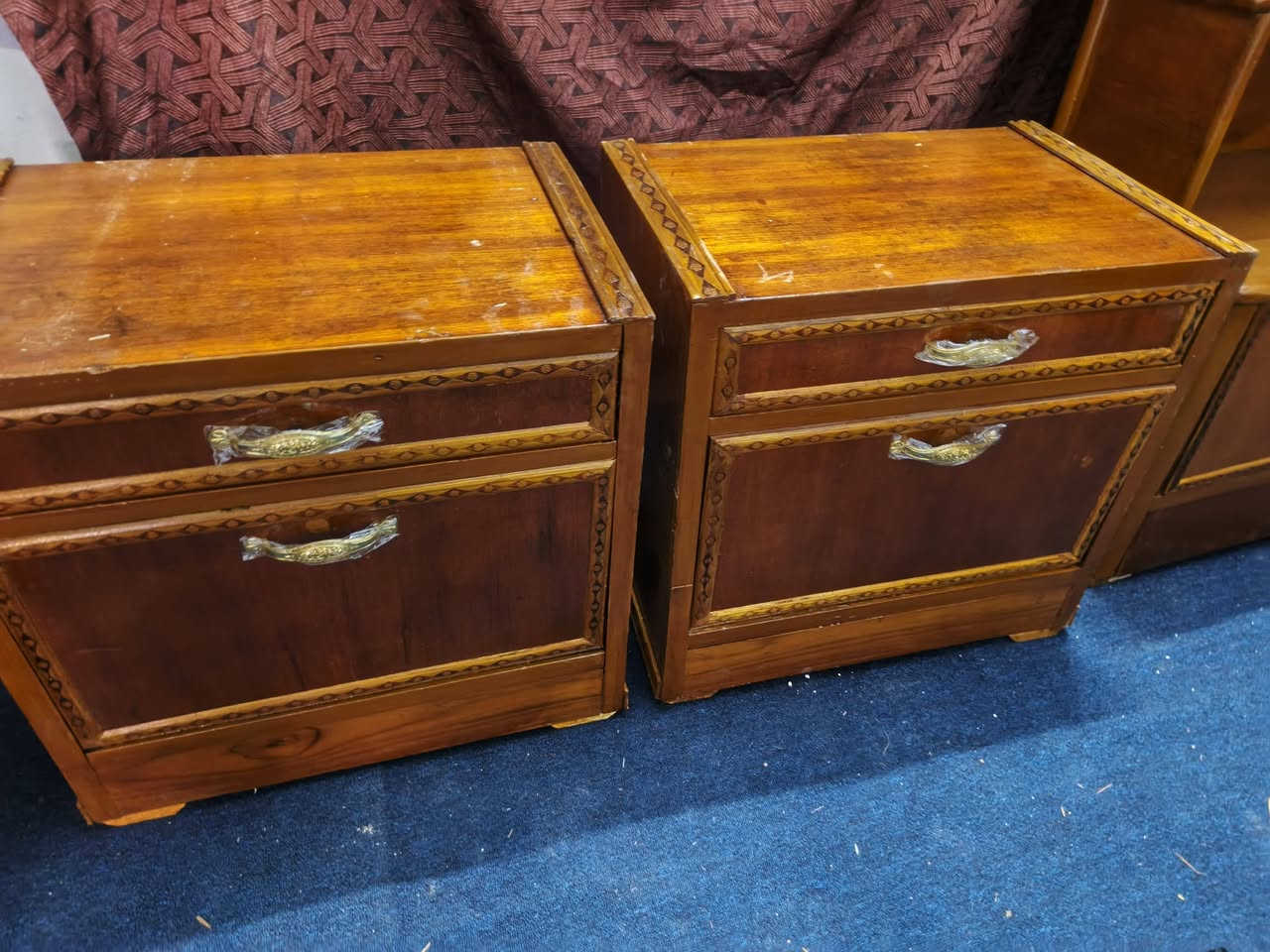 سلام عليكم غرفه لبيع صاج عراقي ***********
سعر ٧٠٠ الشعله ام نجم
