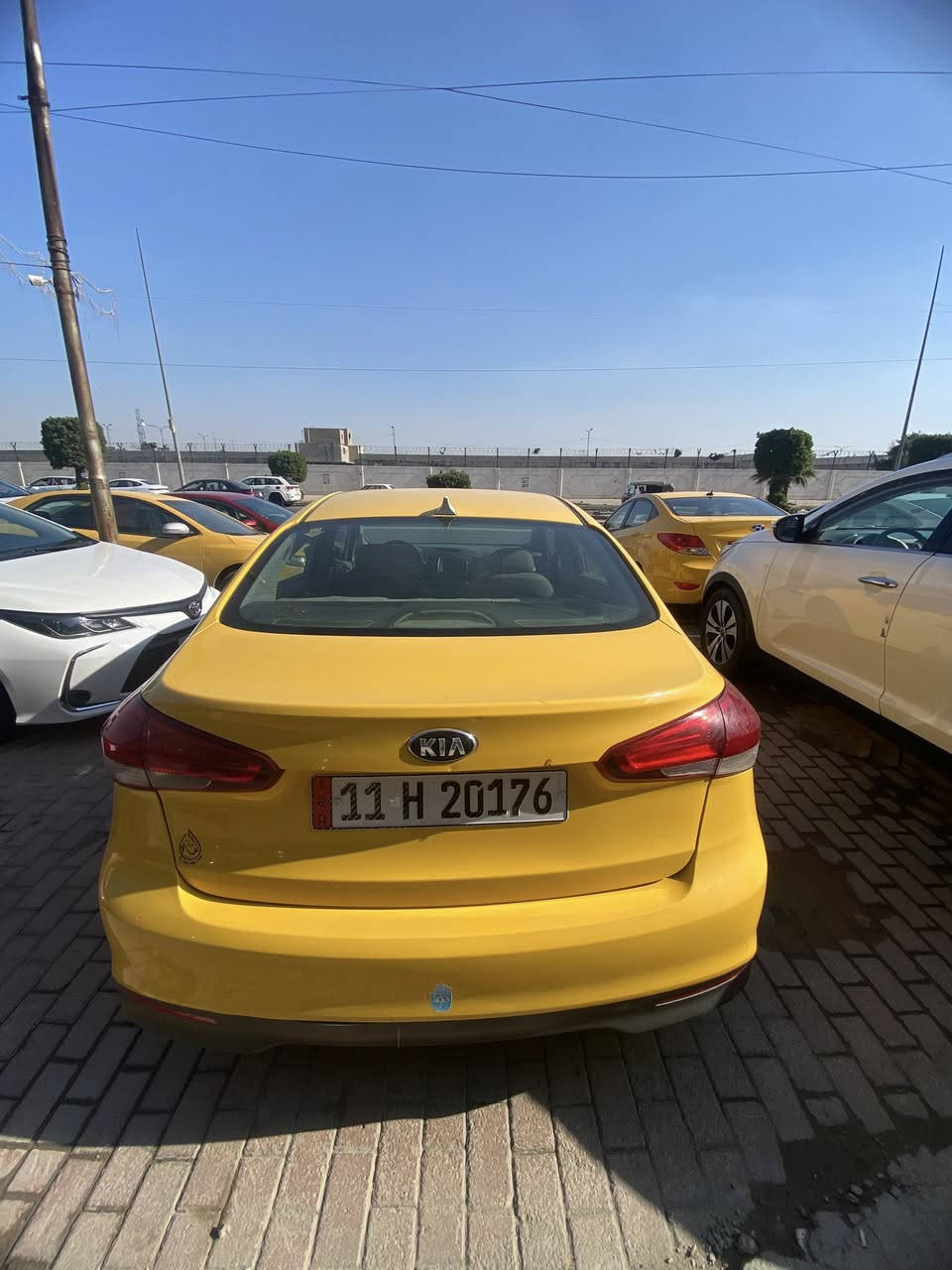 فورتي 2017 أمريكي
تبديل بنيد فقط 
محرك 2000 دوش 
كير AT
رقم بغداد 
سعر 120 وبيها مجال 
الاستفسار *********** 
مكانا بغداد معارض حبيبيه معرض الاحسان
