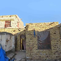 بيت لبيع مساحه 200 على طريق السنيه حي العامل  07809821706