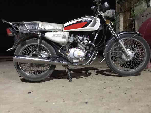 السلام عليكم درجه تيكر موديل 20  محرك 21توني شده وراق صولي كمرك مدفوع كبل ترقم  
شعدك مروس نزل بتعليق وبيع 
*********** التوصل
