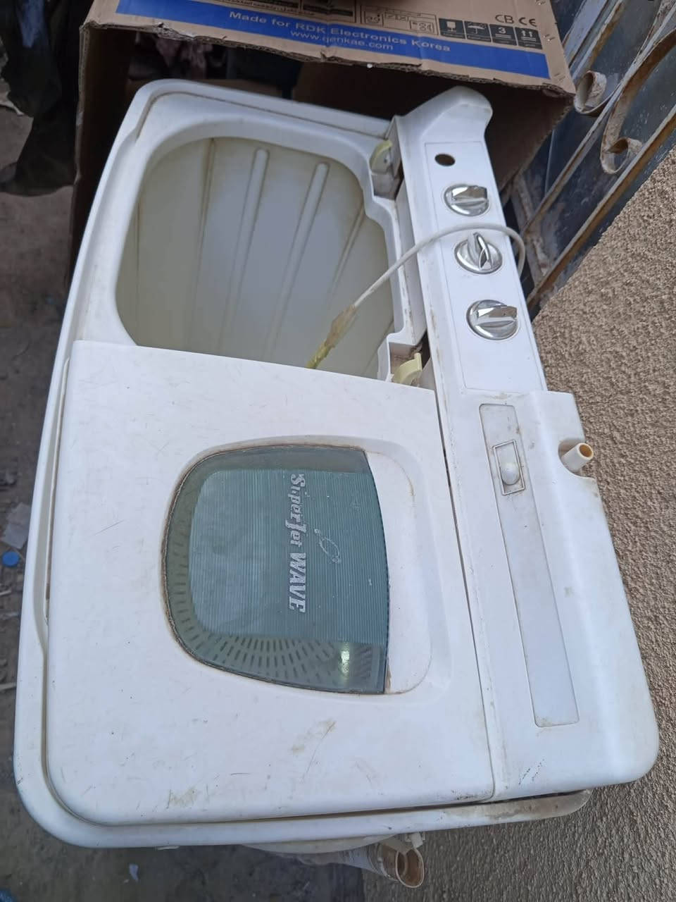 سلام عليكم 
غساله للبيع اي ضرر مابيها 
فقط باب الغسيل مكسور مابيها ضرر 
وتجفيف والغسيل كلها شغاله اريدها 55 نهايتها عنوان ديوانيه حي العسكري قرب طاقه قريبه ع شارع سالم


**إذا كنت صاحب هذا الإعلان وتريد حذفه لأي سبب، رجاءا أرسل رسالة إلى الدعم الفني**