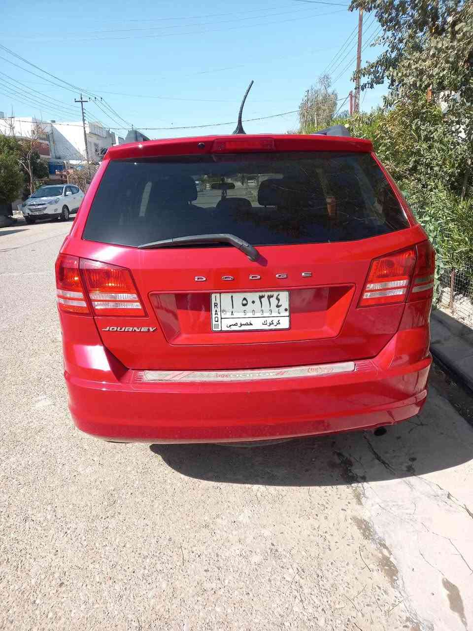 دوج جورني 2018
ضرر قطعتين بدون دواخل وايرباك سليم 
محرك 4 سلندر 
سيارة جاهزة بدون اي نواقص 
*********** كركوك, العراق
