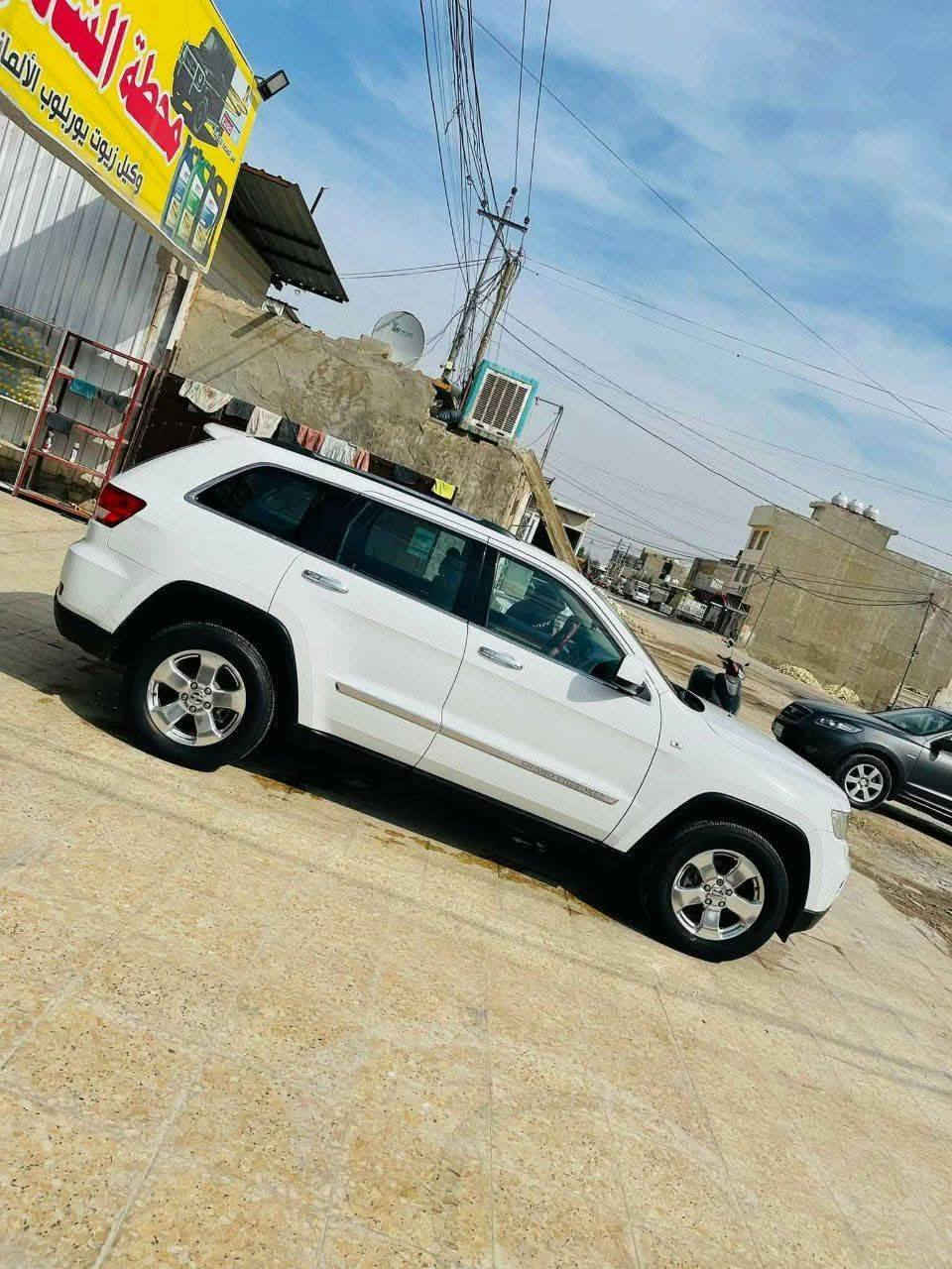 جيب موديل14 حادث جاملغ ايمن سياره حاوية كلك ادوات كاملة حداديه تاير مكفولة انتربول وعشائر متومه طبق الأصل اربيل
السعر 50 وبيه اشويه مجال 
سياره موجوده بغداد
***********
