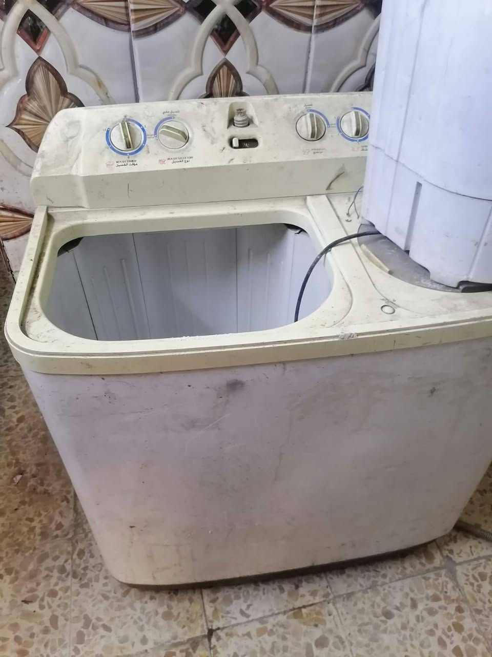 غراض بيت للبيع بغداد هاتف *********** بي وتساب مدينة الصدر

