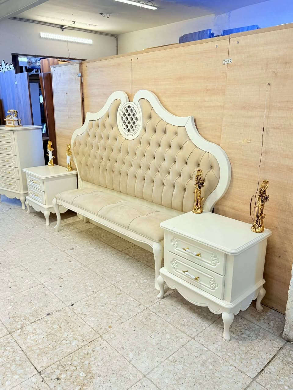 غرفه تركي كانتري الاصلي خشب زان 8 قطع نظافة 95💯 واصل شد او نقل


**إذا كنت صاحب هذا الإعلان وتريد حذفه لأي سبب، رجاءا أرسل رسالة إلى الدعم الفني**