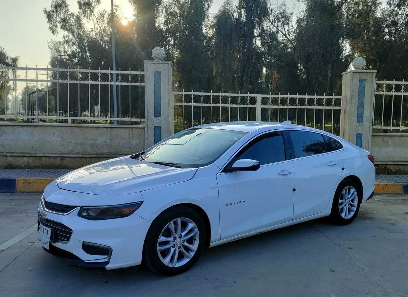 سلام عليكم... ماليبو Lt ابيض ثلجي موديل 2017.. سياره جديده حيل ماشيه 120.. موصفاتها جامات كهرب مريه كهرب تحكمات ستيرن فوال شاشه كبيره تبريد ثلج كشنات كهرب تبريد خلفي يعني قطعتين تبريد نظام ايكو مانع نزلاق لايت زنون بلادي تخم تايرات جديد تشغيل عن بعد بيها بعد موصفات... رقم دهوك شرط تحويل والوكاله.. سعرها 112$... سياره جديده مال بيت مكينه كير شرط... بيها شبرين بل بوند صبغ.. يعني ربع بوند فقط... ***********.. . . . . . ***********
