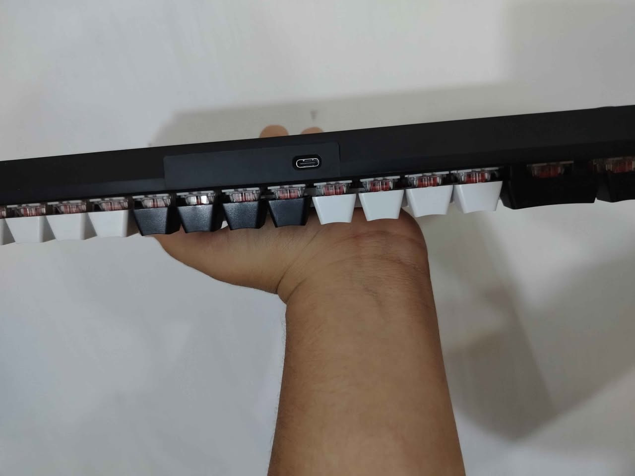 كيبورد ميكانيكي ريد سويتش الكيبورد كامل الملحقات RGB  ملون متنوعة مميزة مكاني كربلاء 
متوفر توصيل لجميع محافظات العراق الرقم للتواصل *********** كربلاء, العراق
