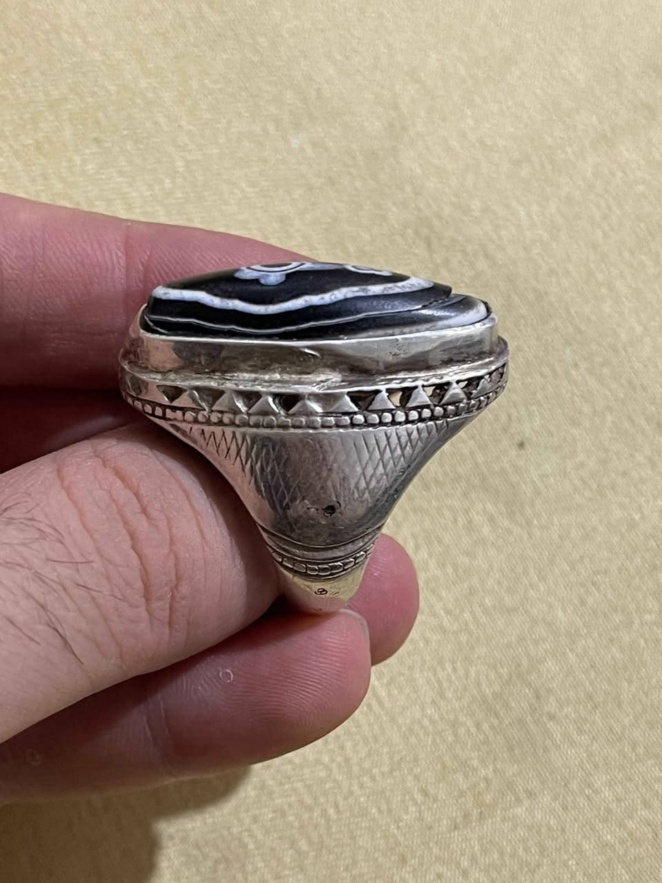 محبس جزع داودي اصلي فضه 925 وزن ثقيل السعر 350 والتوصيل مجاني أربيل, العراق


**إذا كنت صاحب هذا الإعلان وتريد حذفه لأي سبب، رجاءا أرسل رسالة إلى الدعم الفني**