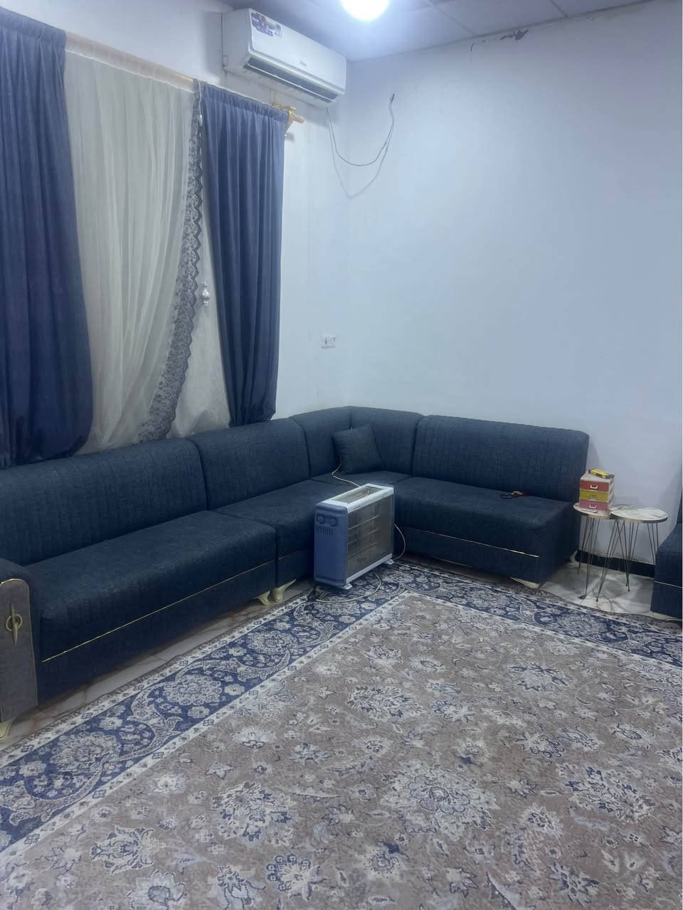 بيت وقف سني مسجل بالوقف  شط العرب التنومه قرب الجسر الايطالي قريب من كورنيش تنومه شارع الرسول مساحة 210بناء حديث  بناء مساحة 170متر  متكونه من صاله واستقبال ومطبخ وصحيات وغرفتين  ومنورات ثنين سقف كونكريت  سعره 90وبي مجال


**إذا كنت صاحب هذا الإعلان وتريد حذفه لأي سبب، رجاءا أرسل رسالة إلى الدعم الفني**