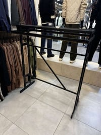 استاند سراويل • استعمال قليل • للبيع