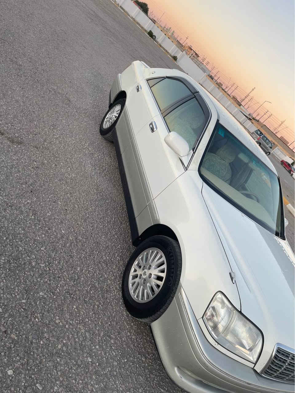 للبيع مراوس اي شي ملكه توتا كراون (كصه قماره )والباقي كفاله عامه موديل 2001 تسجيل جديد قرار48 دي فورا الكبير شاصي 175 تحوير معيود 3 دكم  برده خلفيه اربع كشنات كهربائيه استيرنً كهربائي مثبت سرعه رقم بصره تحويل ثاني يوم تخم تاير حداديه جديده سعر 125 لاتصل ع *********** البصرة, العراق
