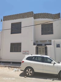 ١٠٠م • طابقين • ٣ غرف