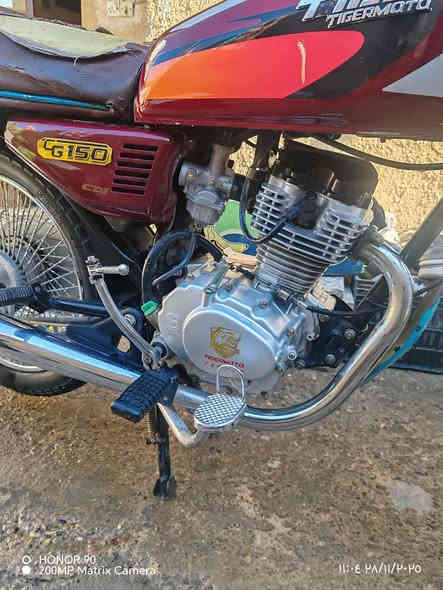 سلام عليكم دراجة تايكر
2023 ما ناقصها شي مكان جسر ديالى
القديم *********** متواجد نت ورصيد 
سعر 450 وبيها مجال قليل حك الجيه
