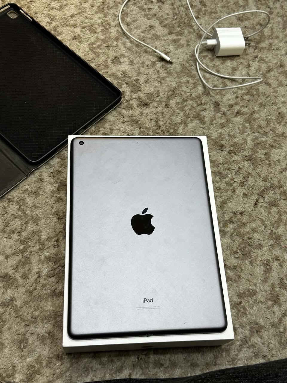 السلام عليكم 
ايباد 9 للبيع 
ايباد مال بيت نضيف حتى بوبجي ما نازله بي شرط وضع شركه 
باتري 90‎%‎
بصمه صوت كلو كلو شغال 
آخر تحديث محدث 
سعرو 330 الف وبي مجال


**إذا كنت صاحب هذا الإعلان وتريد حذفه لأي سبب، رجاءا أرسل رسالة إلى الدعم الفني**