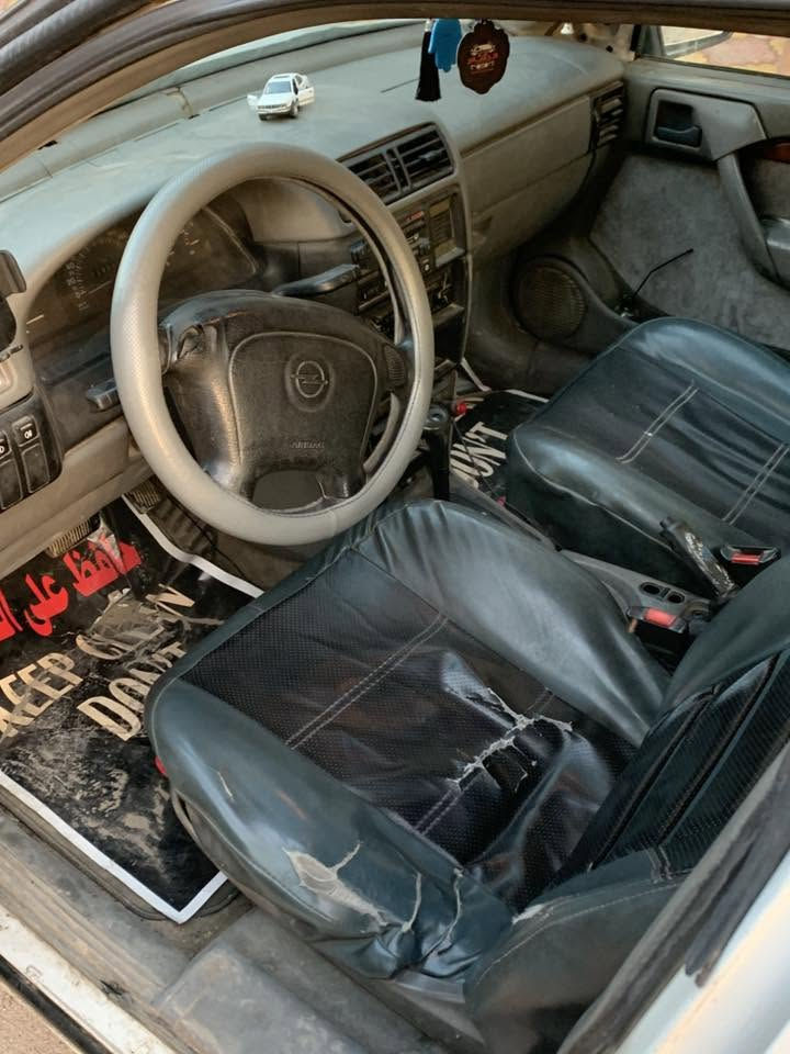 اوبل فكترا وارد ياباني موديل 94 محرك 2000 كير ومحرك نظيفات السياره حلوه يرادلها ترتيبات كهربائيات شغاله التبريد يرادله راديتر تبريد باسمي تحويل مباشر المكان بغداد الجديده السعر 37 بيها مجال ‭+964 771 217 5197‬


**إذا كنت صاحب هذا الإعلان وتريد حذفه لأي سبب، رجاءا أرسل رسالة إلى الدعم الفني**