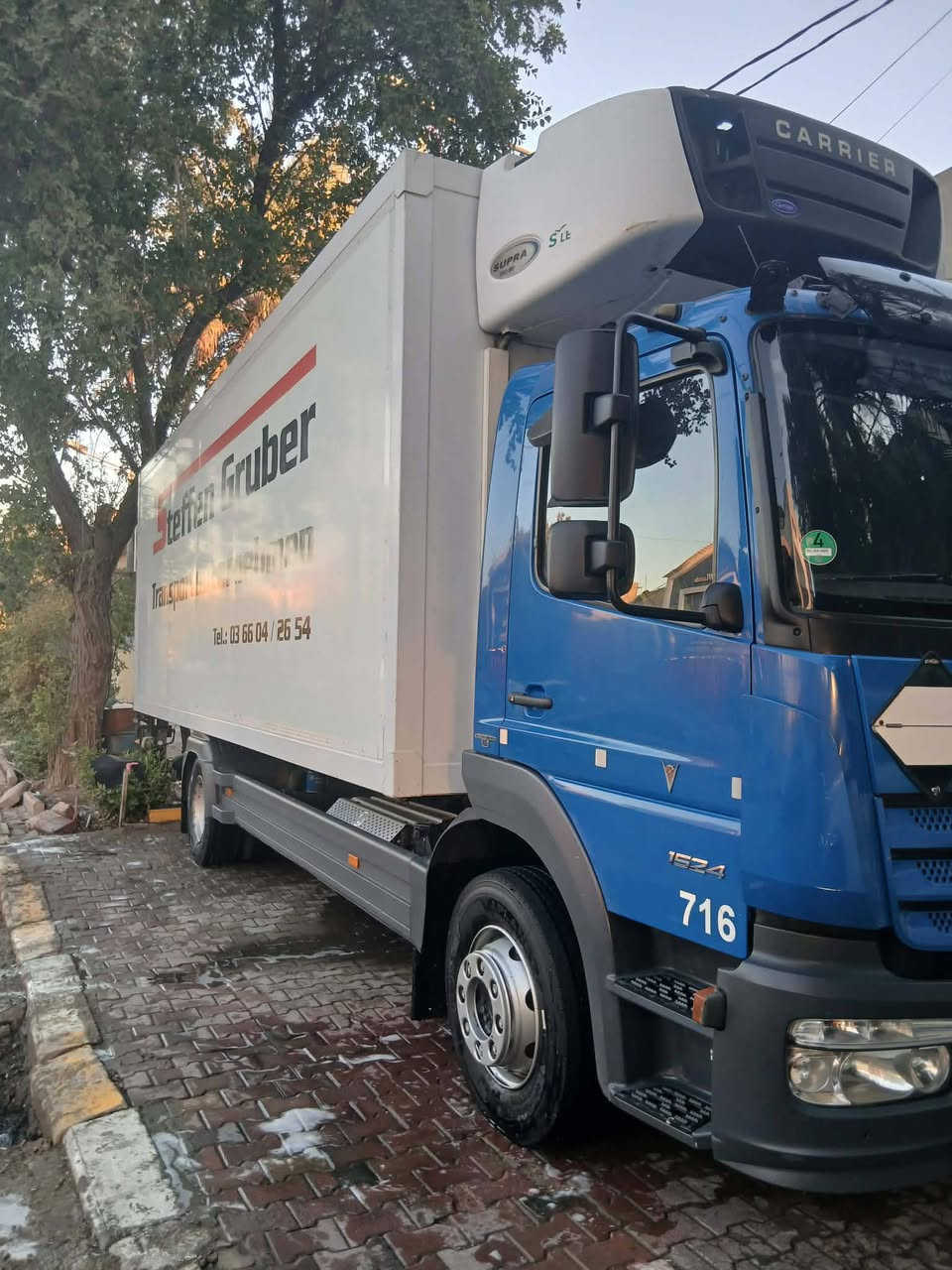 السلام عليكم ورحمه الله وبركاته للبيع اتيكو مارسيدس موديل 2017 رقم سليمانيه فول مواصفات أي استفسار على الرقم *********** أبو مصطفى
