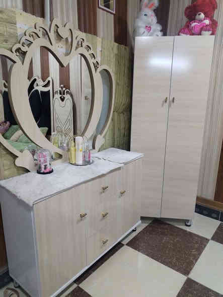 غرفه نوم إنبي إيف نظيفه كلش السعر 625 و بيها مجال الاتصال عل الرقام ***********. *********** كركوك
