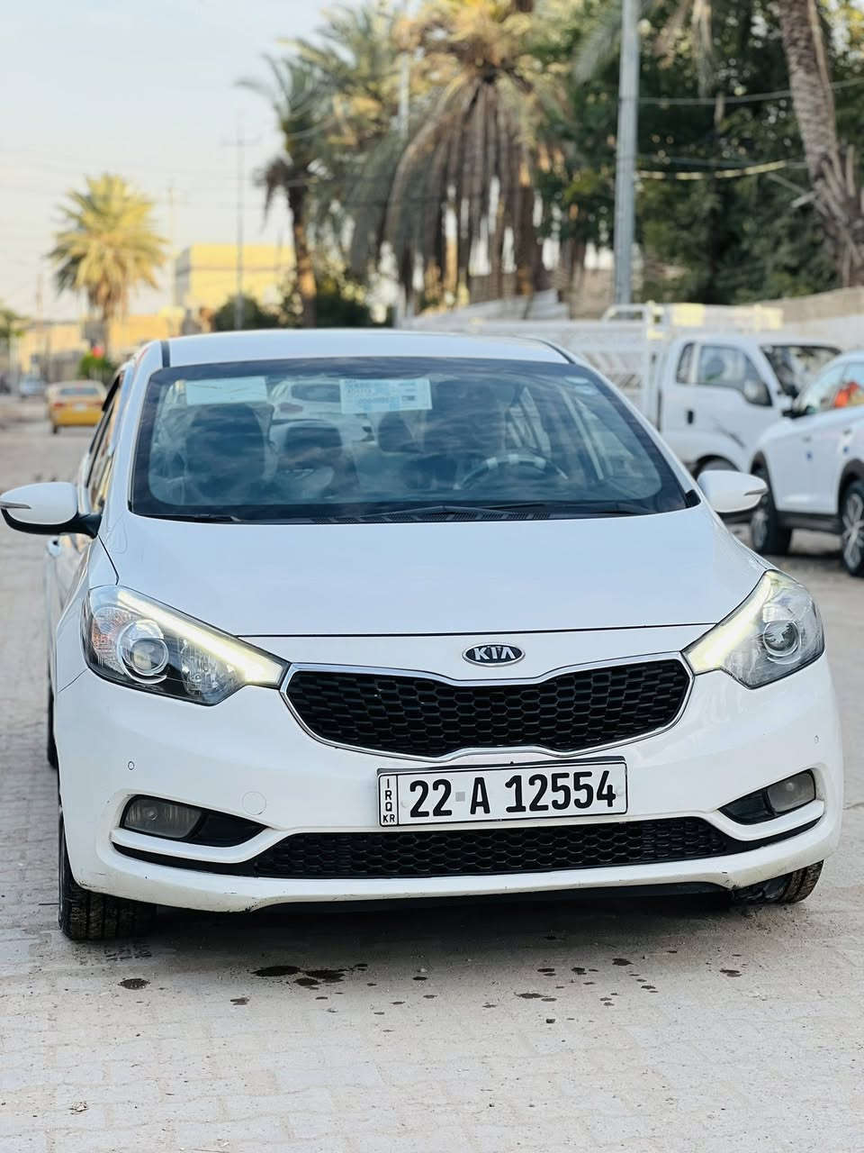 سلام عليكم سيراتو مديل 2014 خليجي مكفوله كفاله عامه موصفات لد امامي خلفي حساس أمام خلفي شفتات ستيرن تبريد قطعتين مري شفط وباقي موصفات سياره جديده محرك 1600 بلادي سنويه ارقام جدد السعر 119 لاتصال ***********
