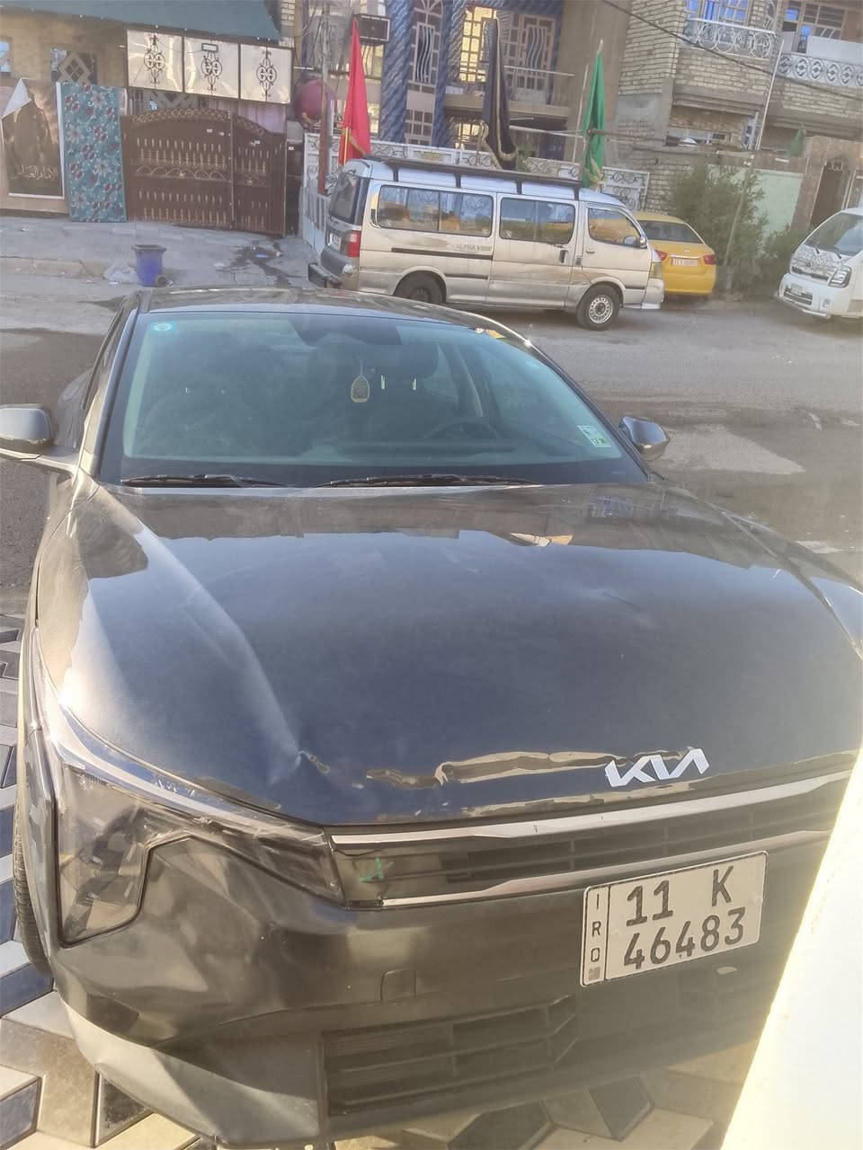 كيا كي فور وارد امريكي 2052 ماشية 11الف الحادث موضح في الصوره رقم بغداد السعر 165 الاتصال ع ***********
