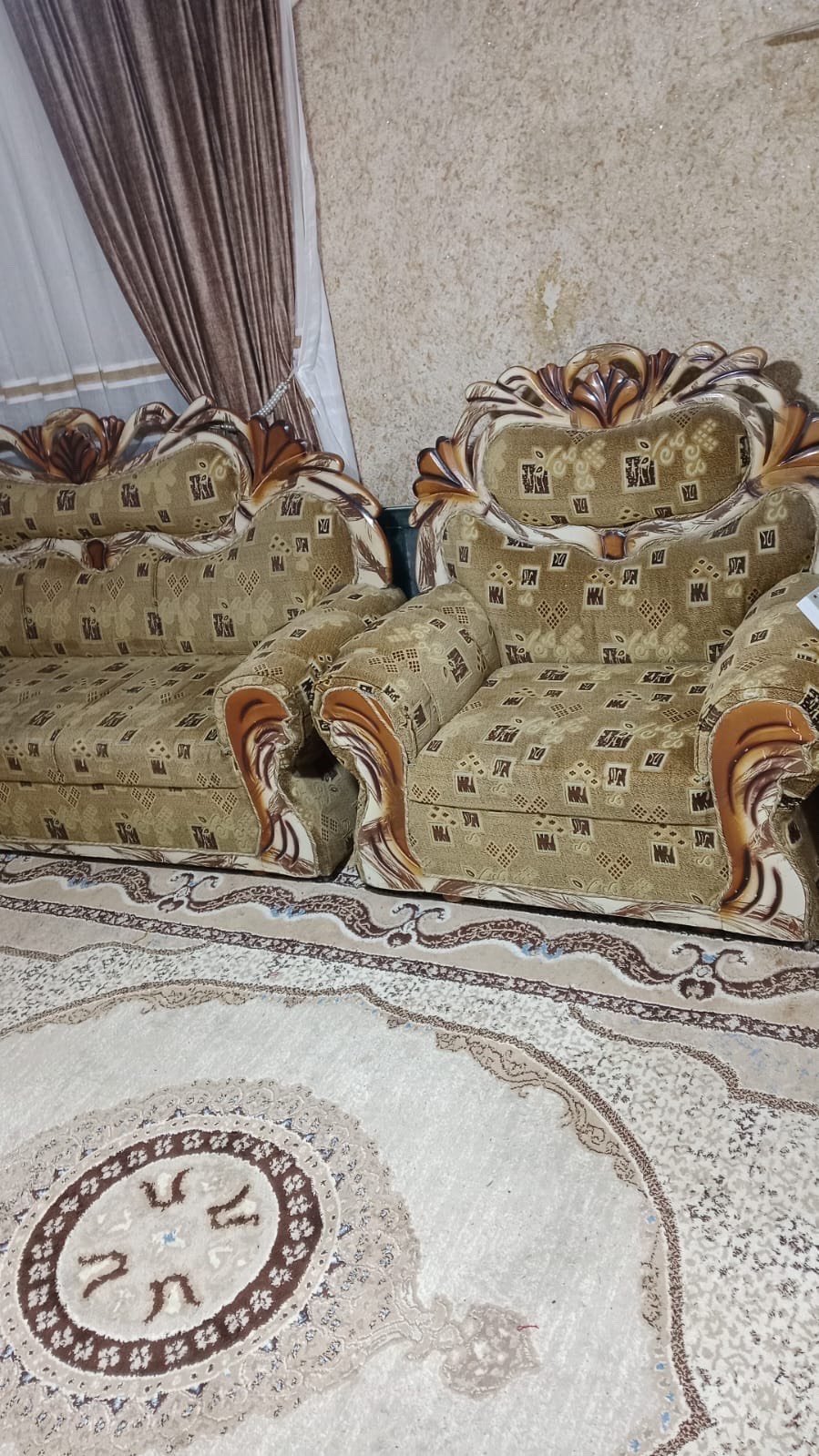 تخم للبيع نظيف جدا العنوان ناصرية شارع بغداد