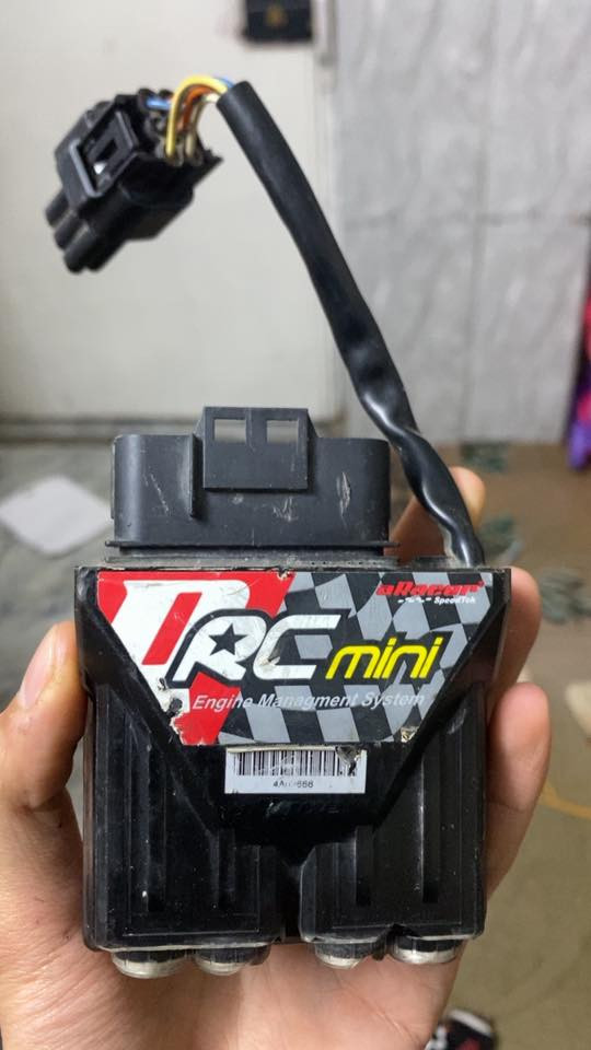 للبيع  عقل رياضي نوزل عام ب 150  وبي مجال حك جيه توصيل  ماكو شراي تعال افحص وبل عافيه عليك 
( *********** ). عنوان بغداد
