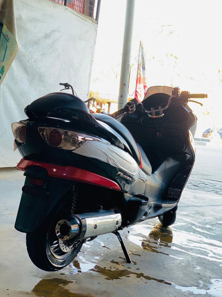 السلام عليكم دراجة فورزا صفر ٩ كرستال
كير ملغي يدات تدفئه 
مكينه لا تبخير لا تنقيص خير من الله 
بس بيها كفر بي شخط خفيف بدون كسر 
السعر ٨٠٠ وبيها مجال 
العنوان ديالى بعقوبة تحرير 
***********
