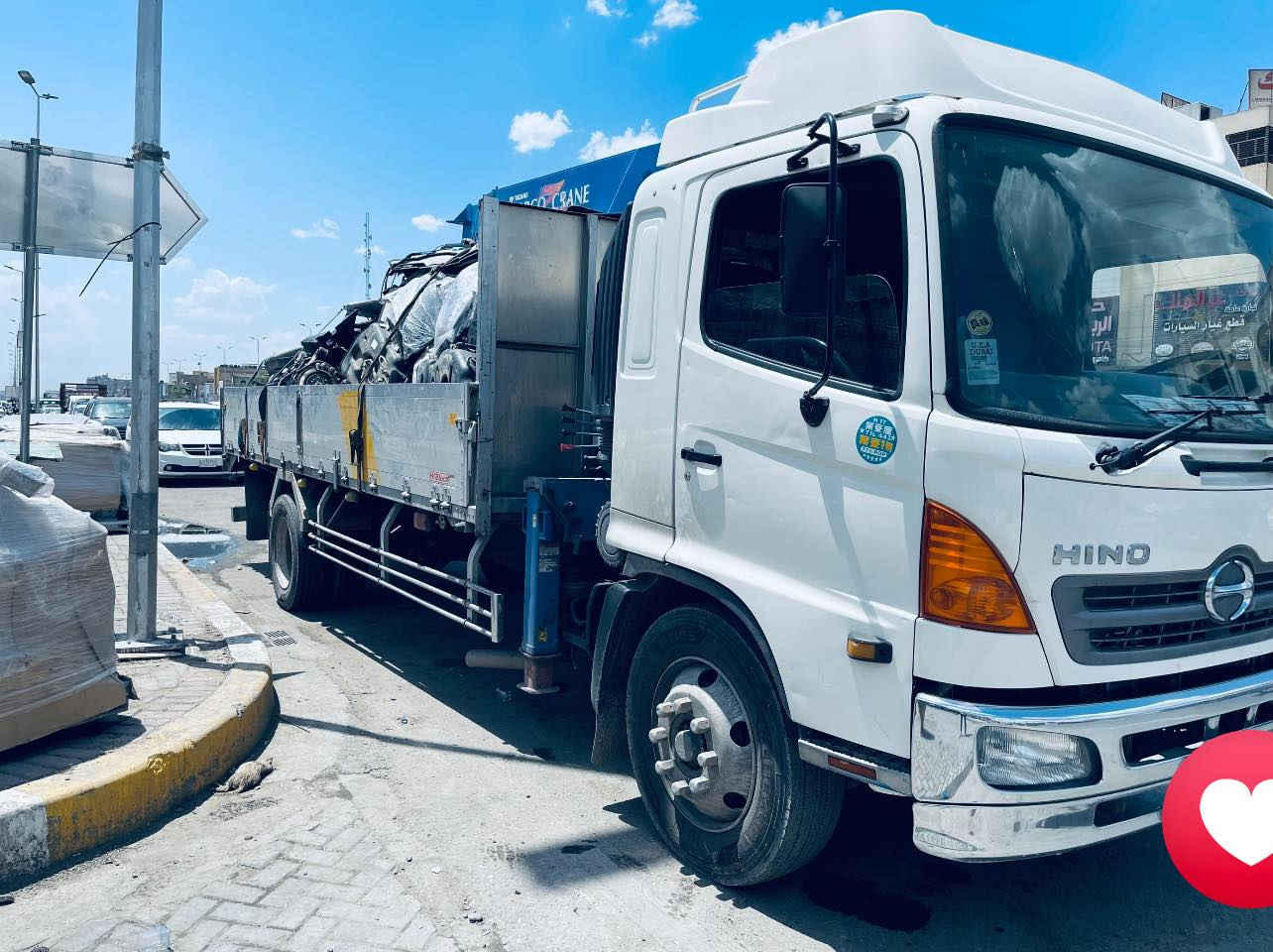 البيع هينو شيطان 8 برقي فحل 
يسر بلد كرين 4 سليت مخالف حديث 
شاصي عريض الخير 
رقم بصره بسمي تحويل ثاني يوم 
2014 

تبريد تدفه شغال 
سياره جديده 
***********
