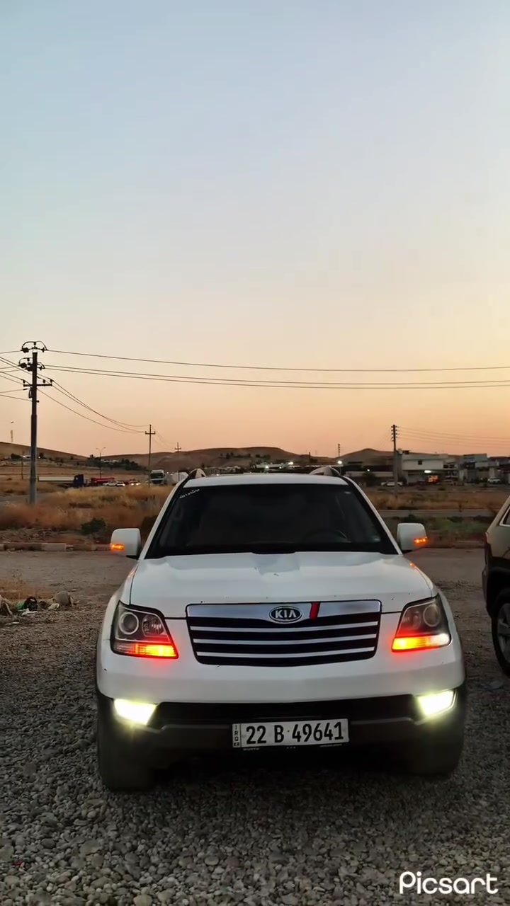 كيا مهافي ٢٠١٢ 
سبع راكب 
فول مواصفات 
صندوق شفت بصمة تشغيل فتحة بالسقف تحديد سرعة شاشة ايباد تبريد و تدفئة شغال محرك ٦ سلندر ٣٦٠٠ سعر ١١٦ و مجال
رقم تلفون ***********
