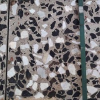 كاشي • ٨٢م • جديد غير مستخدم