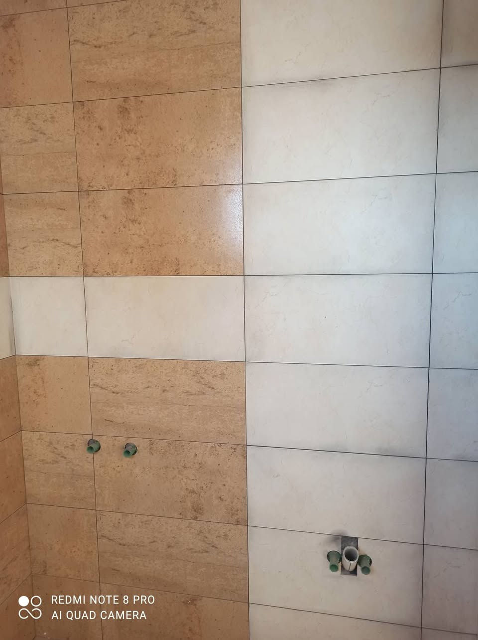 ابو رضا تطبيك كافه انواع السيراميك والبورسلين والمرمر شغل درجة اولى ***********
***********
