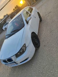 للبيع سياره مكفوله كفاله عامه ليفان السعر 53او بيها مجال 07801508134