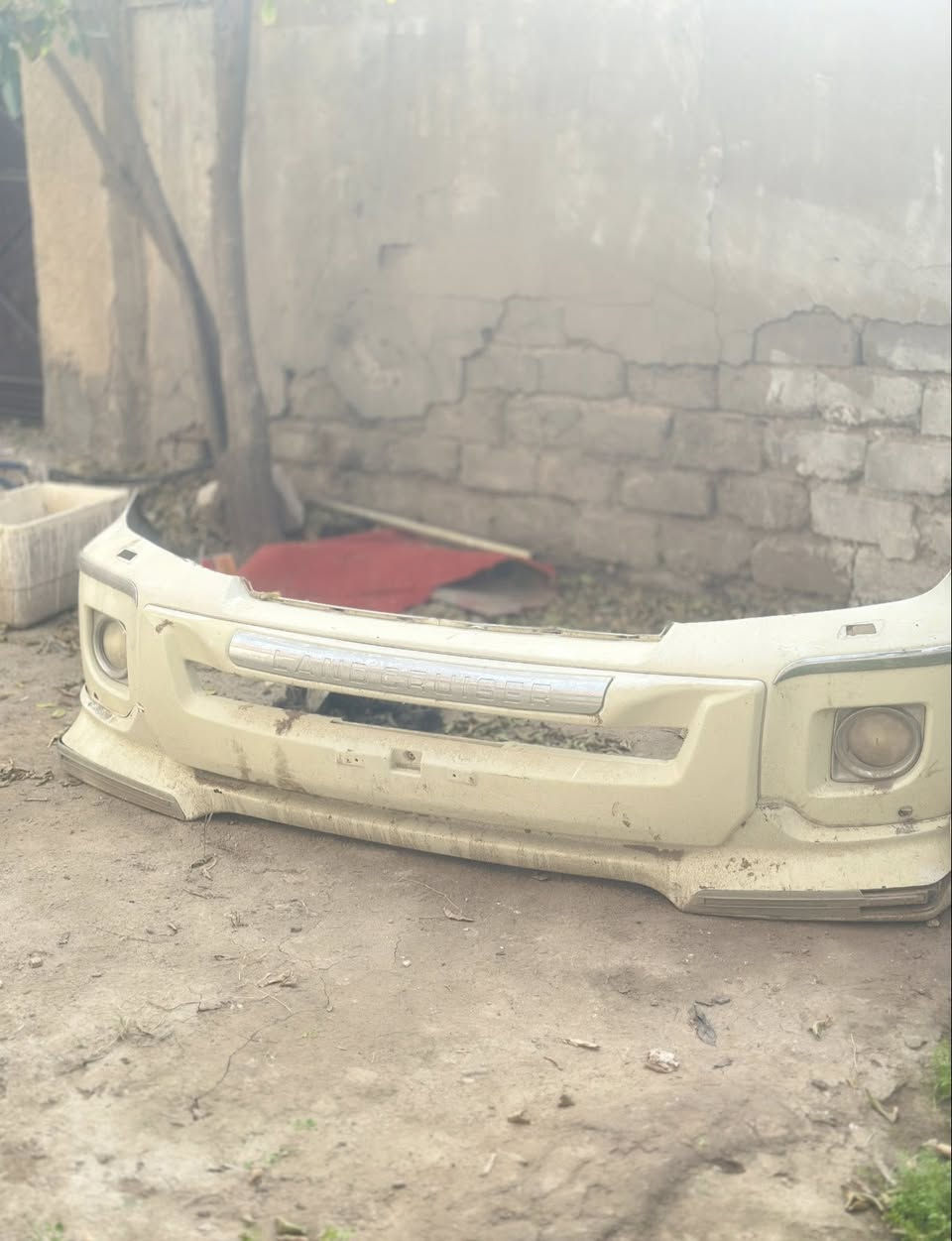 السلام عليكم دعاميه لاند كروز للبيع قيم وآخذ 
مكاني حله محاويل 
رقمي ***********
