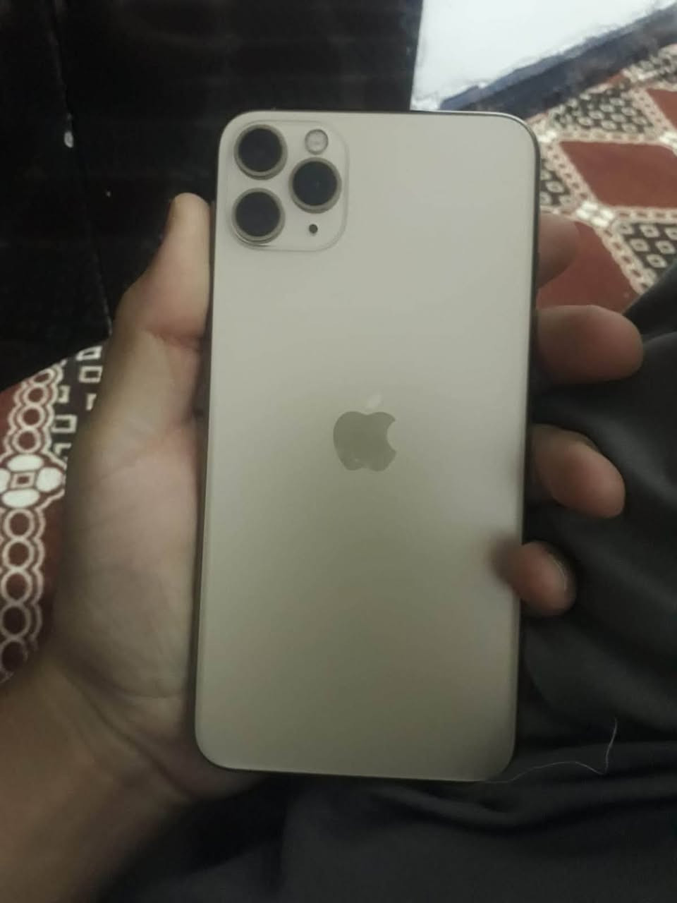 السلام عليكم 
اقره المنشور قبل لتعلق او تدخل خاص اراوس فقط ما ابيع
ايفون11pro max ذاكره256 مبدل بطاريه فقط وتقره١٠٠ غير البطاريه ممبدل بي شي ثاني الشاشه مثل مموضح بالصور وبسبب الضربه الي بالشاشه وكف الفيس ايدي بصمة الوجه كامرات صوت شحن كله شغال اراوس بايفون11عادي واهم شي ذاكرته١٢٨


**إذا كنت صاحب هذا الإعلان وتريد حذفه لأي سبب، رجاءا أرسل رسالة إلى الدعم الفني**